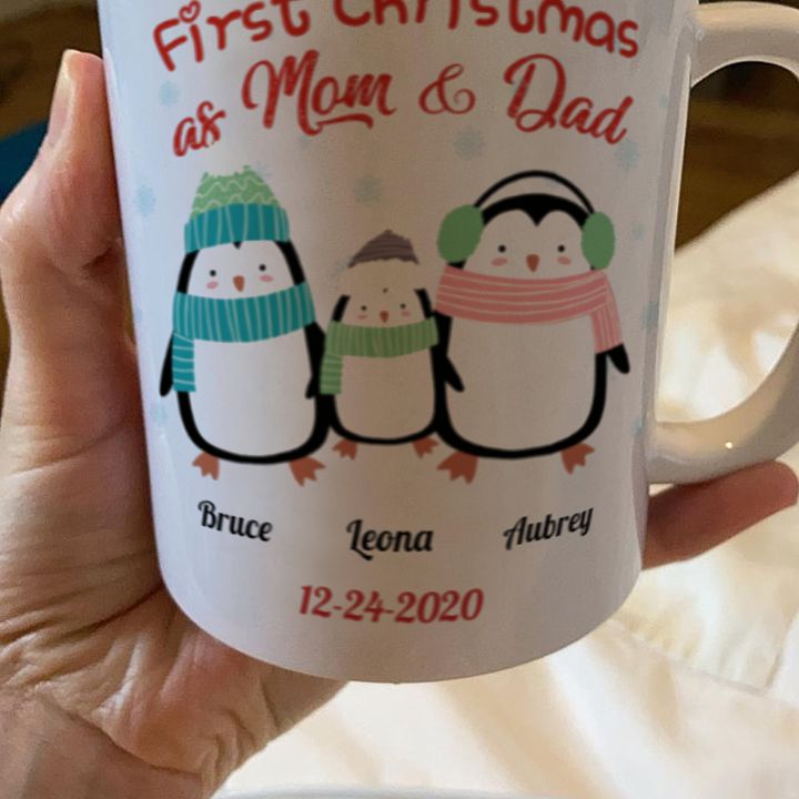 OUR FIRST CHRISTMAS AS MOM AND DAD PENGUIN FAMILY NAME CUSTOM MUG PERSONALIZED